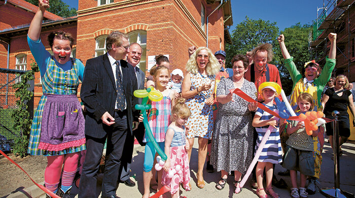 Opening of the first Dussmann KulturKindergarten Catherine von Fürstenberg-Dussmann open the first KulturKIndergarten