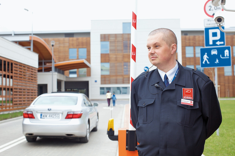 Dussmann's Market Expansion into Eastern Europe Hungarian security employee