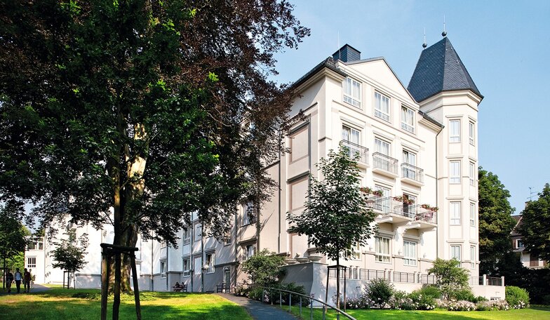 Takeover of care facilities by Kursana Kursana Villa Wiesbaden