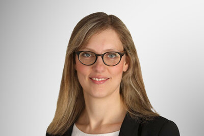 Pressesprecherin, Anja Meyer Freundliches Portrait von Anja Meyer, Pressesprecherin von Kursana